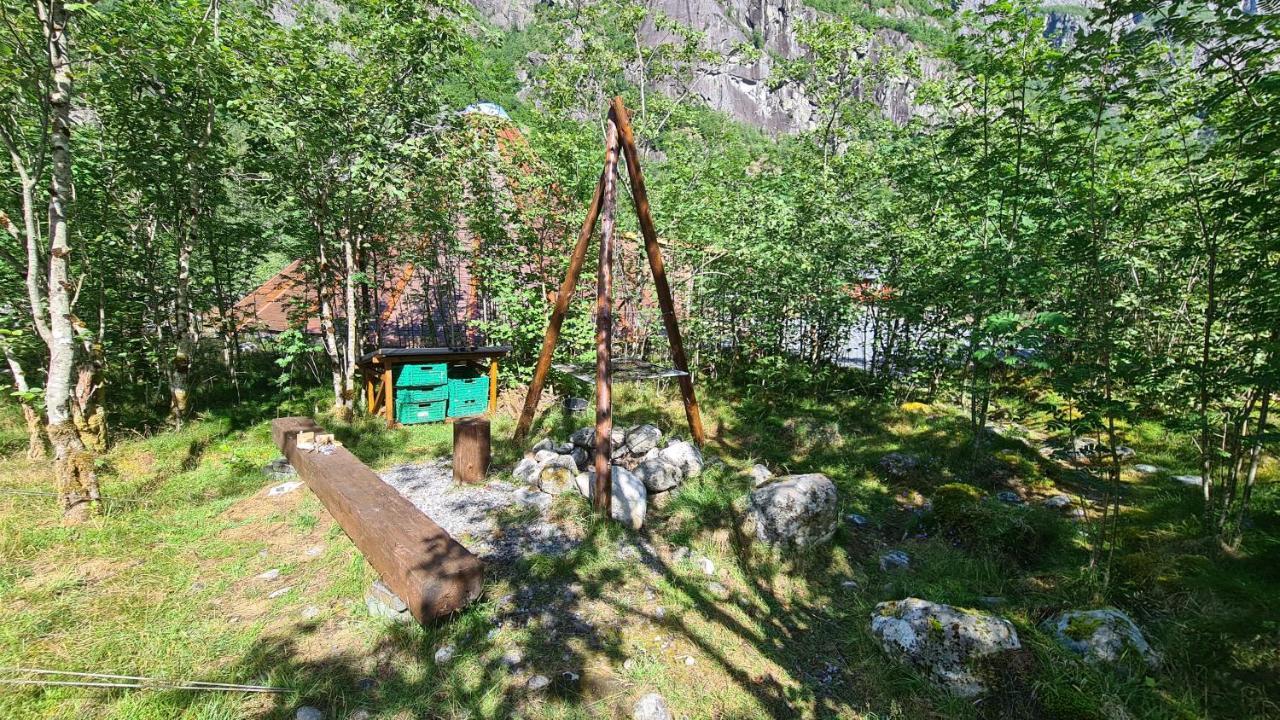 Hardanger Basecamp Hostel Osa Bagian luar foto