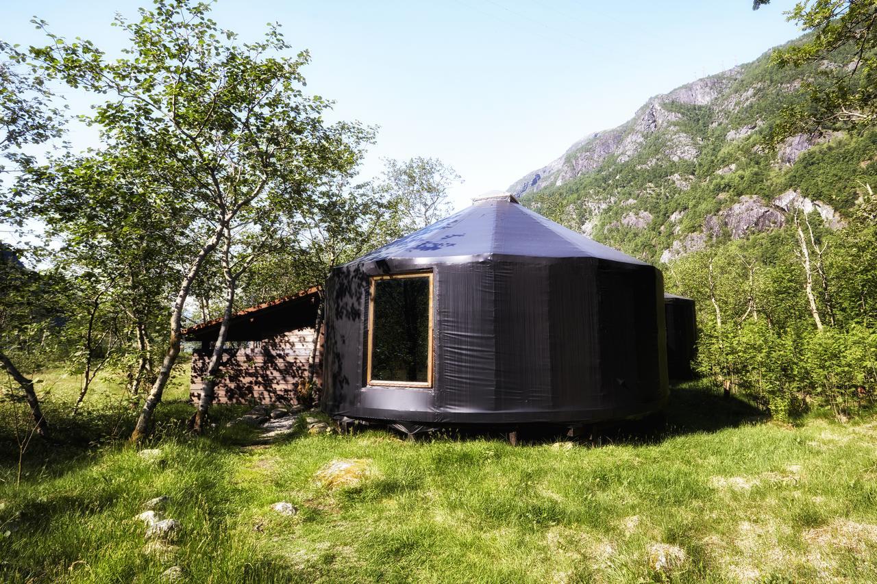 Hardanger Basecamp Hostel Osa Bagian luar foto